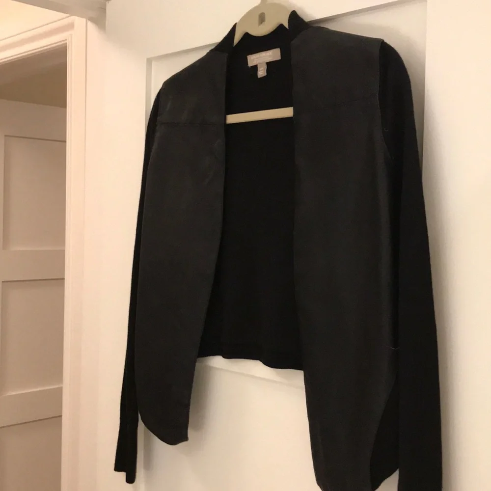Banana Republic Black Open-Front Cropped Cardigan - Picture 2 of 4